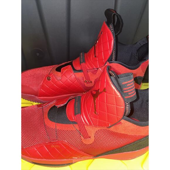 Size 17- Jordan 33 University Red 2019 main image 4